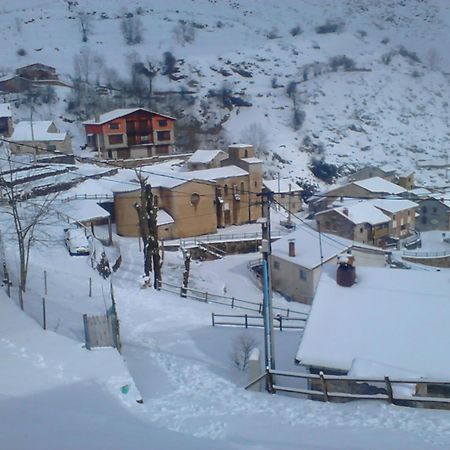 Apartamentos Rurales El Tio Pablo Picos De Europa Tresviso Eksteriør bilde