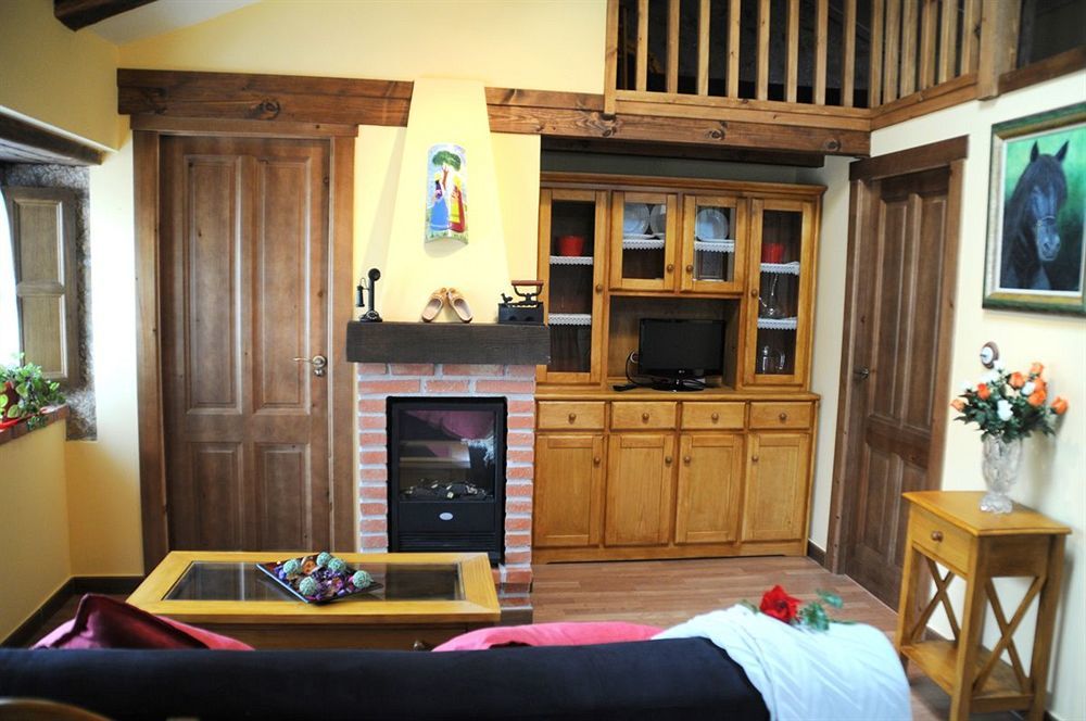 Apartamentos Rurales El Tio Pablo Picos De Europa Tresviso Eksteriør bilde
